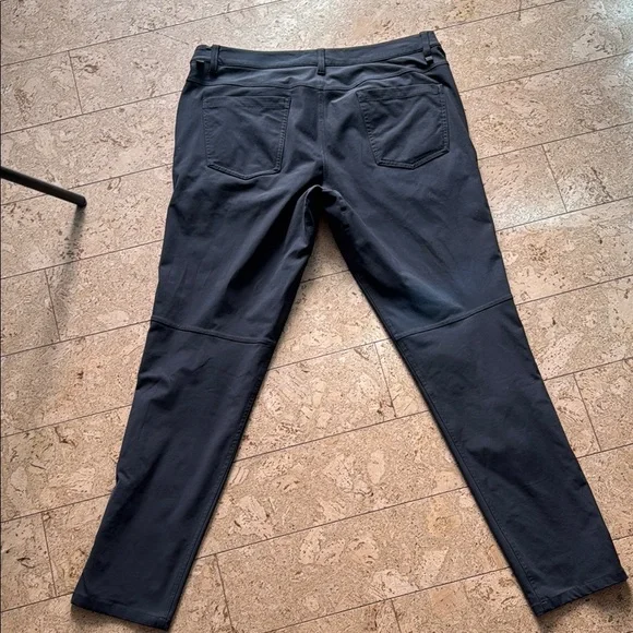 Men's Lululemon ABC Classic Pant - Picture 3 of 8